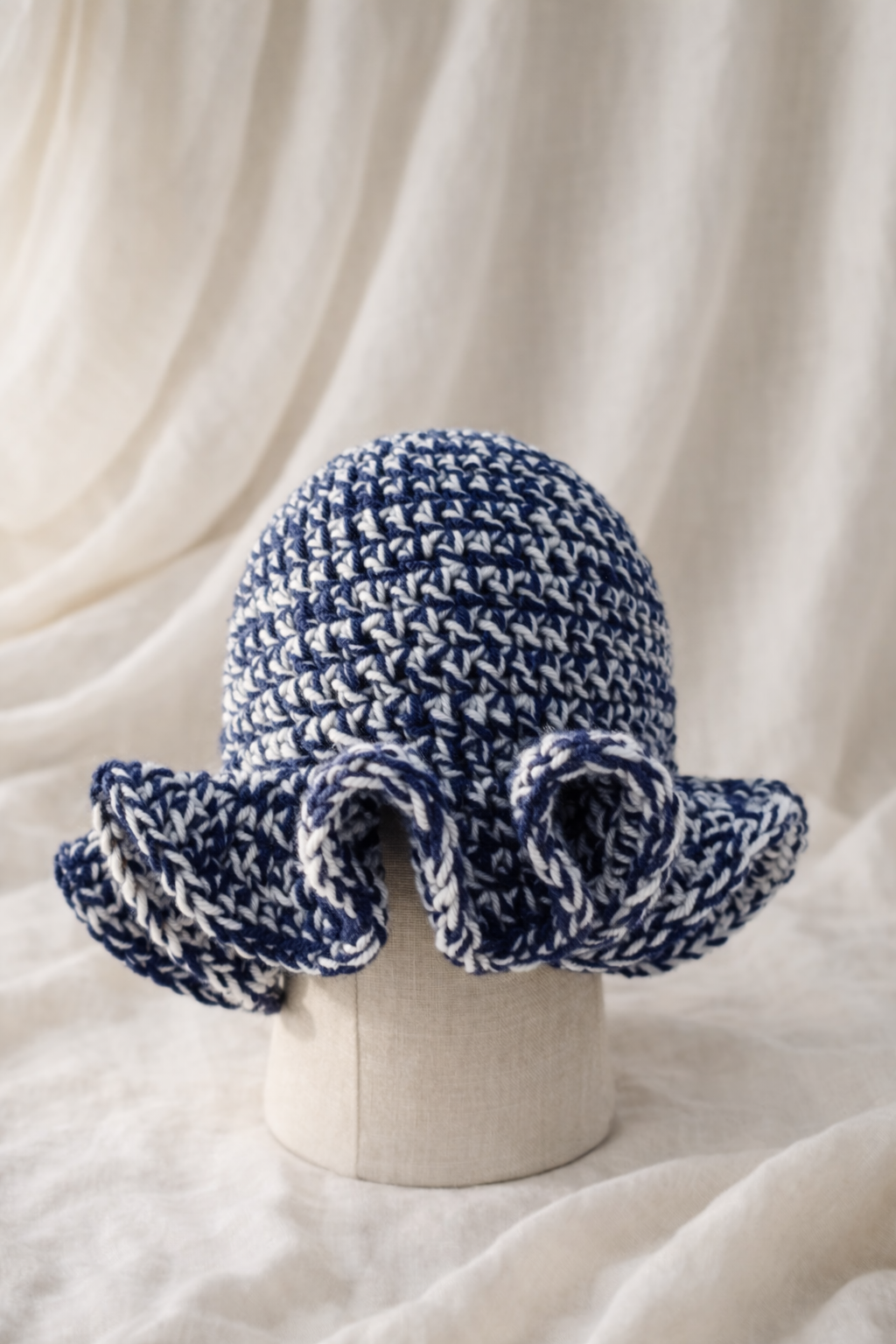 Wavy Bucket Hat