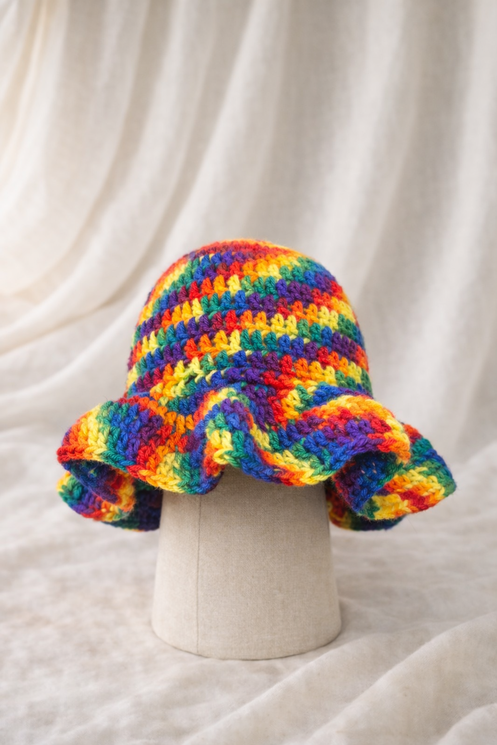 Wavy Bucket Hat
