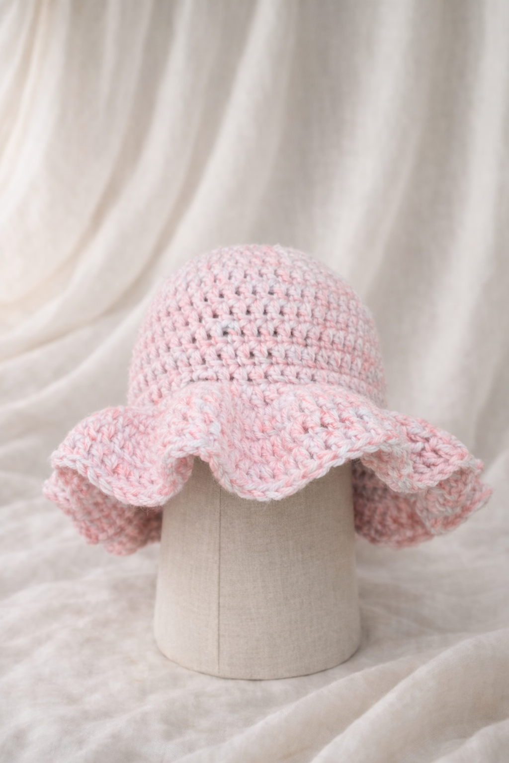 Wavy Bucket Hat
